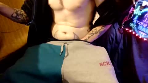 Snapshot of imglorious1 chatting on February 20, 2025, 4:14 pm JJ online show from February 20, 2025, 4:14 pm