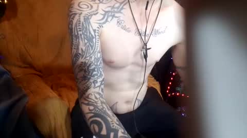 Snapshot of imglorious1 chatting on October 20, 2025, 10:59 am JJ online show from October 20, 2025, 10:59 am