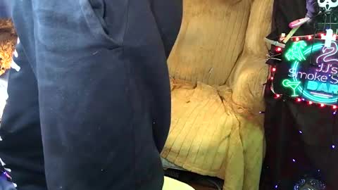 Snapshot of imglorious1 chatting on October 28, 2025, 8:18 am JJ online show from October 28, 2025, 8:18 am