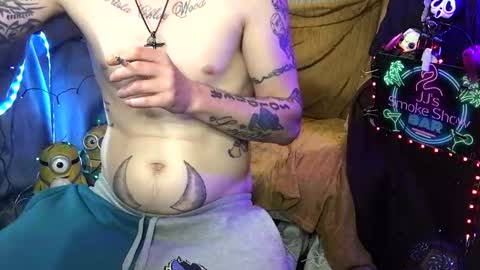 Snapshot of imglorious1 chatting on November 13, 2025, 10:47 am JJ online show from November 13, 2025, 10:47 am