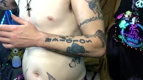 Snapshot of imglorious1 chatting on November 16, 2025, 7:03 am JJ online show from November 16, 2025, 7:03 am