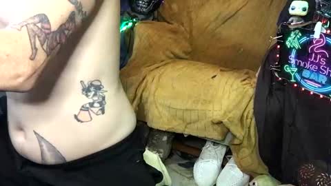 Snapshot of imglorious1 chatting on November 18, 2025, 3:01 am JJ online show from November 18, 2025, 3:01 am