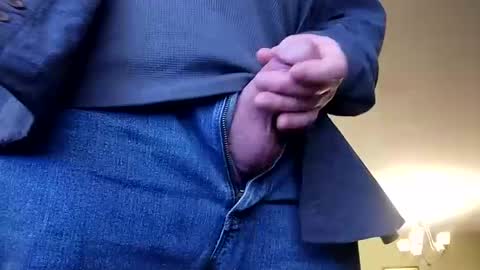 Snapshot of iminyourroom chatting on December 4, 2024, 9:40 am Iminyourroom online show from December 4, 2024, 9:40 am