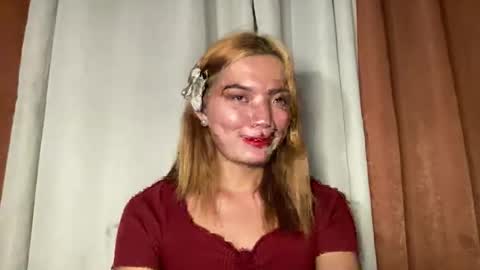 Snapshot of imjustasluttyintownxxx chatting on March 8, 2026, 3:32 am Mika online show from March 8, 2026, 3:32 am