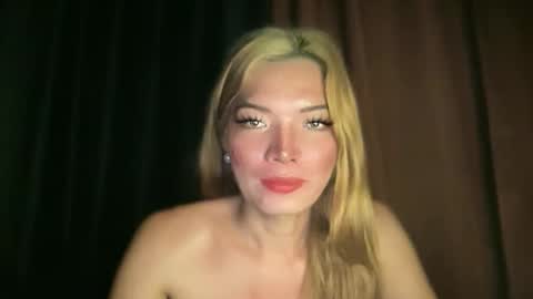 Snapshot of imjustasluttyintownxxx chatting on March 13, 2026, 5:19 pm Mika online show from March 13, 2026, 5:19 pm