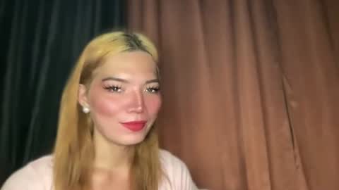 Snapshot of imjustasluttyintownxxx chatting on March 19, 2026, 6:39 am Mika online show from March 19, 2026, 6:39 am