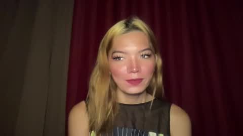 Snapshot of imjustasluttyintownxxx chatting on March 26, 2026, 6:19 am Mika online show from March 26, 2026, 6:19 am