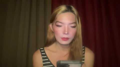 Snapshot of imjustasluttyintownxxx chatting on April 8, 2026, 5:40 am Mika online show from April 8, 2026, 5:40 am