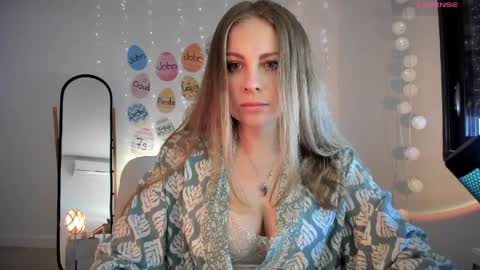 ImKeira online show from April 4, 2026, 12:24 pm