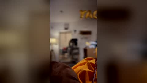 Snapshot of imlightskn chatting on February 1, 2026, 6:34 am imlightskn online show from February 1, 2026, 6:34 am