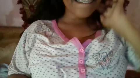 Snapshot of imlovelyrose chatting on March 5, 2025, 6:12 am ROSE online show from March 5, 2025, 6:12 am
