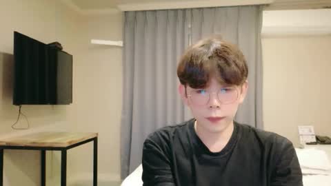 Snapshot of imlowerlife chatting on January 13, 2026, 2:55 pm imlowerlife online show from January 13, 2026, 2:55 pm