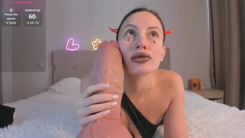 immolly1 online show from November 1, 2025, 6:37 am