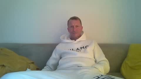 Snapshot of immortalrites chatting on November 16, 2025, 1:06 pm Immortalrites online show from November 16, 2025, 1:06 pm