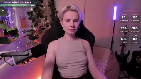 Snapshot of imnotmia chatting on February 15, 2025, 1:05 pm Mia online show from February 15, 2025, 1:05 pm