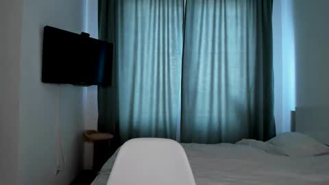 Snapshot of imogensy chatting on February 17, 2025, 5:14 am my name Imo Fansly online show from February 17, 2025, 5:14 am