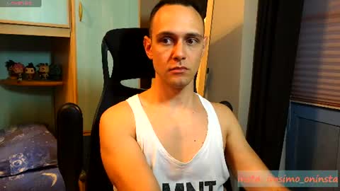 Simo online show from June 14, 2026, 3:19 am