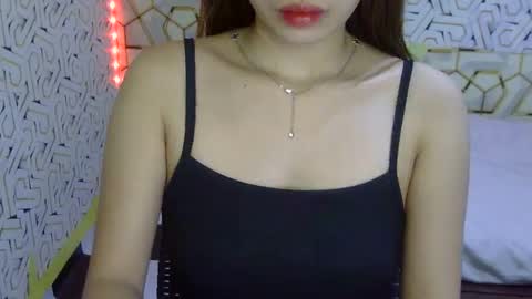 Snapshot of imyourgirl_vanessa26 chatting on March 26, 2026, 8:42 am Im sad because im lonely wish help me here online show from March 26, 2026, 8:42 am