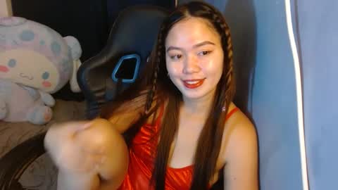 Snapshot of imyourkitty06 chatting on December 4, 2024, 11:35 pm jane online show from December 4, 2024, 11:35 pm