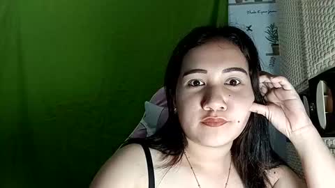 Snapshot of imyourz15 chatting on March 7, 2026, 8:33 am Im yours online show from March 7, 2026, 8:33 am