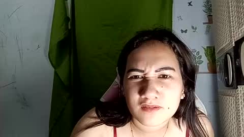 Snapshot of imyourz15 chatting on March 18, 2026, 9:18 pm Im yours online show from March 18, 2026, 9:18 pm