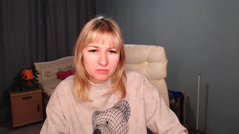 incredible_ariela online show from January 14, 2025, 8:41 am