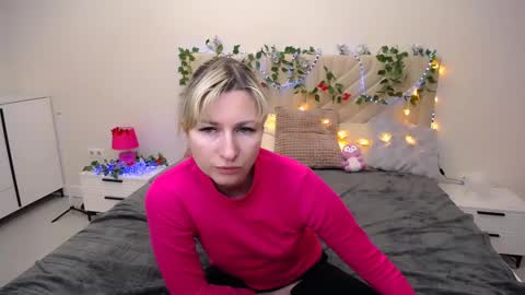 incredible_ariela online show from February 21, 2025, 9:45 am