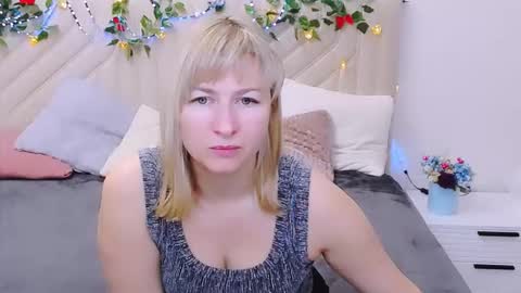 incredible_ariela online show from November 2, 2025, 5:04 pm