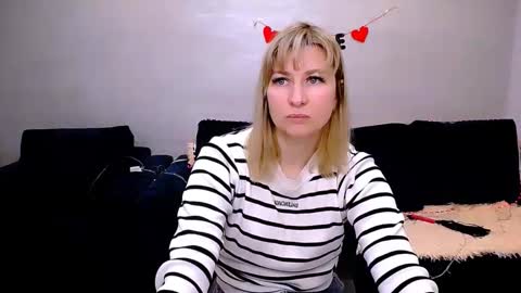 incredible_ariela online show from March 13, 2026, 12:12 pm