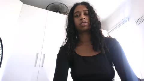 Snapshot of indanbella19 chatting on June 18, 2026, 11:03 am indanbella19 online show from June 18, 2026, 11:03 am