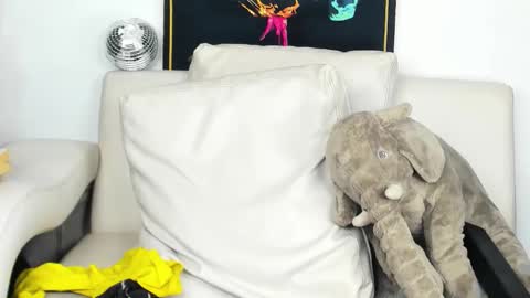 Snapshot of independent_project chatting on January 13, 2026, 8:41 am Jacobo online show from January 13, 2026, 8:41 am