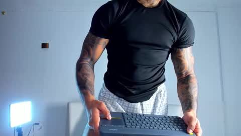 Snapshot of independent_project chatting on February 15, 2026, 7:51 am Jacobo online show from February 15, 2026, 7:51 am