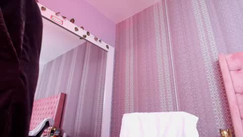 Indi Catalina online show from January 26, 2025, 1:25 pm