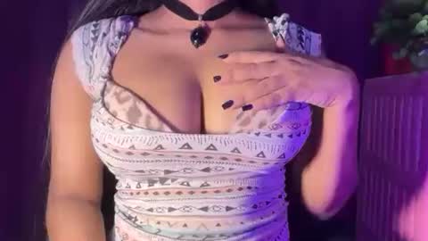 Raya  online show from December 14, 2025, 9:19 pm