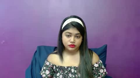 Snapshot of indian_rimmelx chatting on January 2, 2025, 6:07 am Melz online show from January 2, 2025, 6:07 am