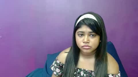 Snapshot of indian_rimmelx chatting on January 2, 2025, 1:08 pm Melz online show from January 2, 2025, 1:08 pm