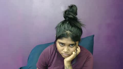 Snapshot of indian_rimmelx chatting on January 27, 2025, 1:30 pm Melz online show from January 27, 2025, 1:30 pm