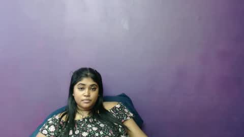 Snapshot of indian_rimmelx chatting on February 5, 2025, 1:33 pm Melz online show from February 5, 2025, 1:33 pm