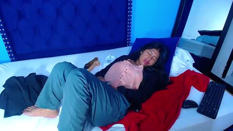 indian_whore18 online show from January 10, 2025, 10:06 am