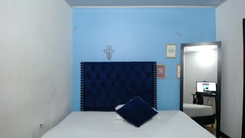 indian_whore18 online show from January 17, 2025, 3:45 am