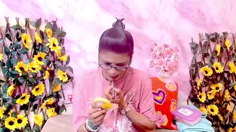 Snapshot of indianallure chatting on December 22, 2025, 5:37 am Femiez online show from December 22, 2025, 5:37 am