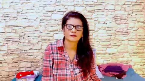 Snapshot of indianallure chatting on July 7, 2026, 5:32 am Femiez online show from July 7, 2026, 5:32 am