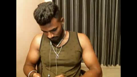 indian slim boy with big for u online show from May 17, 2026, 12:45 pm
