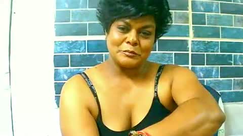 Snapshot of indiancherrypie chatting on December 8, 2024, 9:35 am indiancherrypie online show from December 8, 2024, 9:35 am