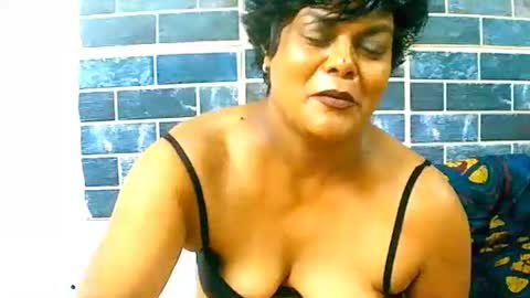 Snapshot of indiancherrypie chatting on December 12, 2024, 11:07 am indiancherrypie online show from December 12, 2024, 11:07 am