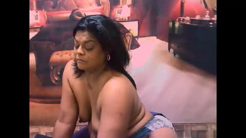 Snapshot of indiancherrypie chatting on April 23, 2026, 12:29 pm indiancherrypie online show from April 23, 2026, 12:29 pm