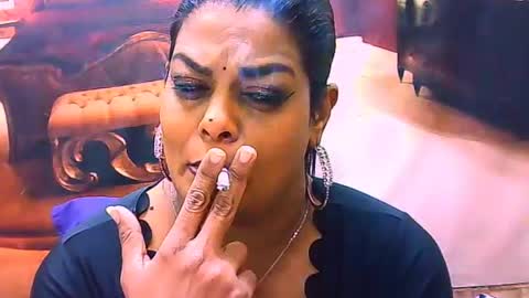 indiancherrypie online show from July 16, 2026, 9:37 am