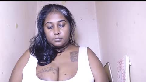 Snapshot of indiancoco chatting on December 17, 2025, 3:07 pm candice online show from December 17, 2025, 3:07 pm