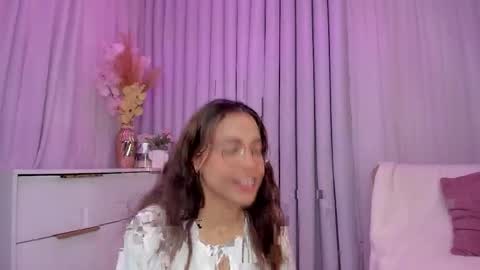 Snapshot of indiancutie_ chatting on April 12, 2026, 2:22 pm MIA online show from April 12, 2026, 2:22 pm