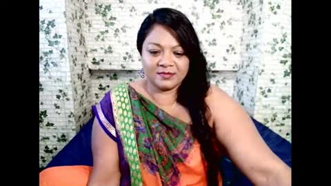 Snapshot of indiandelia chatting on January 13, 2025, 9:30 am indiandelia online show from January 13, 2025, 9:30 am